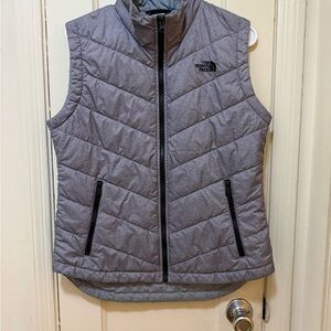 The North Face Women's Light Gray Quilted Vest